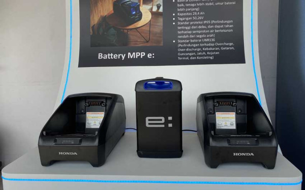 Charger Pengisi Daya Honda EM1 e: Dijual Terpisah, Harganya Rp5 Jutaan