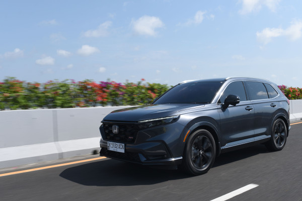 5 Fitur dan Teknologi Canggih di Mobil Flagship, Inovasi Paradigma Berkendara