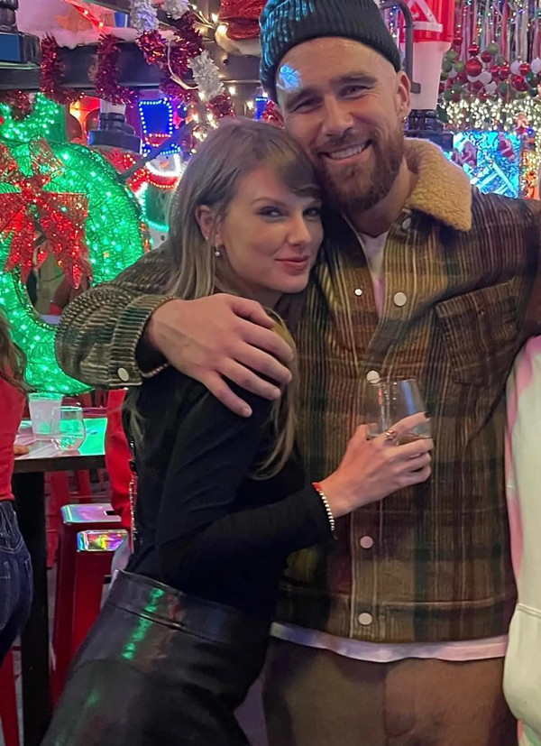 Taylor Swift-Travis Kelce Akan Merayakan Natal dan Tahun Baru Bersama