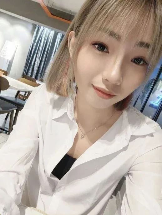 Penyanyi Malaysia Xu Jialing Tewas Ditikam Penggemar yang Menguntitnya