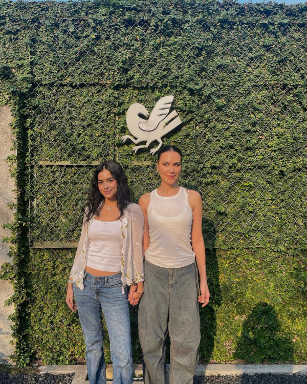 Deretan Artis Terkenal yang Dekat dengan sang Ibu, dari El Rumi hingga Maudy Ayunda
