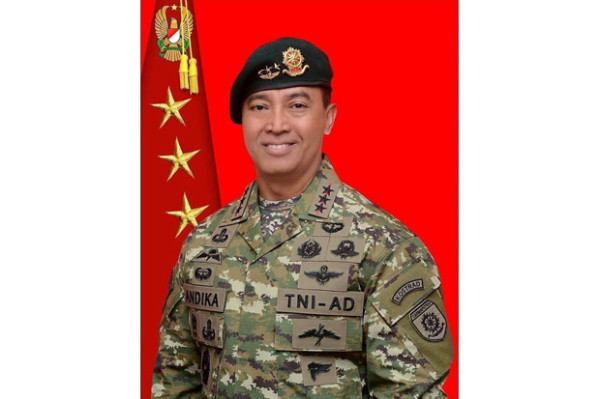 Deretan Pangkostrad Berasal dari Kopassus, Nomor 12 Teman Satu Angkatan Panglima TNI