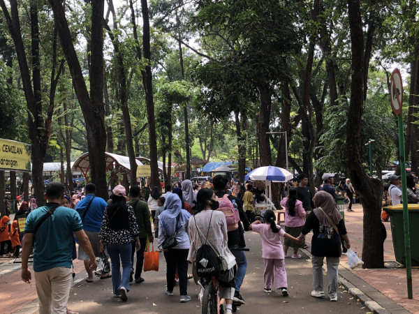 Ragunan Ramai Pengunjung, Jumlah Wisatawan Naik di Libur Nataru