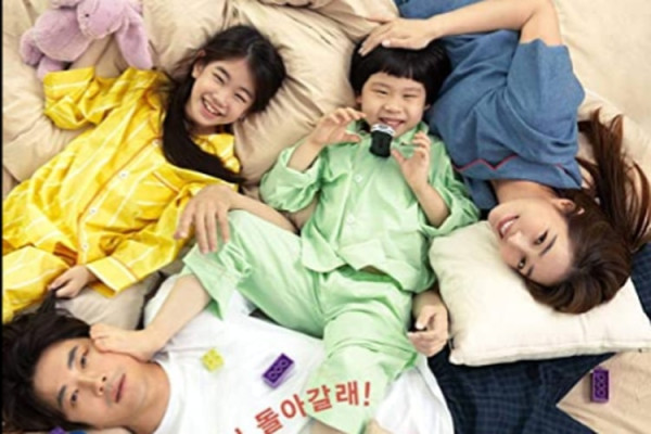 7 Film Korea Berlatar Natal, Ada tentang Perayaan di Korea Utara