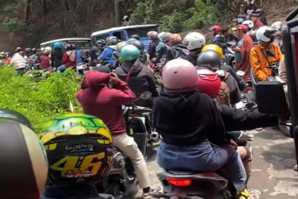 Kemacetan Horor di Obyek Wisata Gunung Bromo, Pengunjung Terjebak Berjam-jam