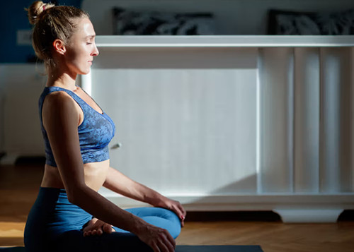 5 Gerakan Yoga untuk Hilangkan Cemas, Cocok untuk Sambut 2024 dengan Lebih Tenang
