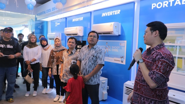 Tutup Tahun, Midea Berikan Layanan Istimewa Mobile Service Buat Konsumen