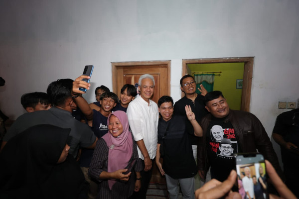 Disambut Gerimis, Ganjar Pranowo Menginap di Rumah Warga Boyolali