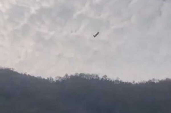 Terekam Kamera, Ini Momen Roket Pendorong China Meledak setelah Jatuh dari Luar Angkasa