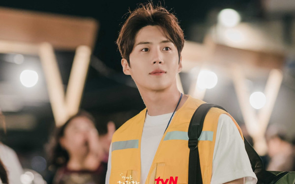 6 Drama Korea Populer yang Dibintangi Kim Seon-Ho, dari Romantis sampai Action