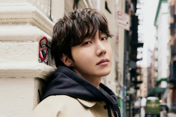 15 Artis Korea yang Selesai Wajib Militer Tahun Ini, Ada Jin dan J-Hope BTS