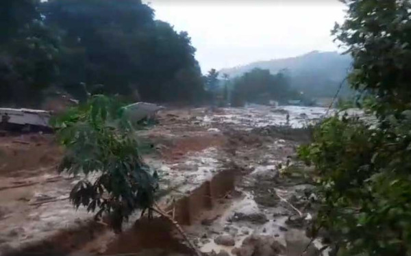 Tanah Longsor Terjang Subang, 1 Tewas dan 5 Masih Tertimbun