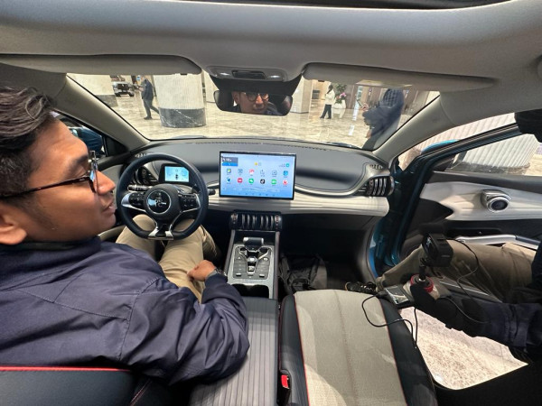 Ini Keunggulan Teknologi Layar di Mobil Listrik BYD yang Tidak Dimiliki Kompetitornya