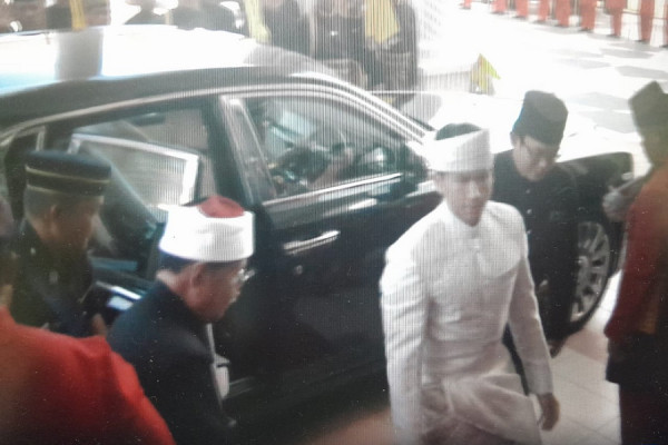 Super Mewah, Mobil Sultan Hassanal Bolkiah dan Pangeran Abdul Mateen di Acara Akad Nikah