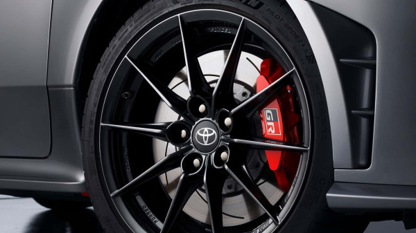 Toyota GR Yaris 2024 Dipamerkan, Kini Punya Transmisi Otomatis