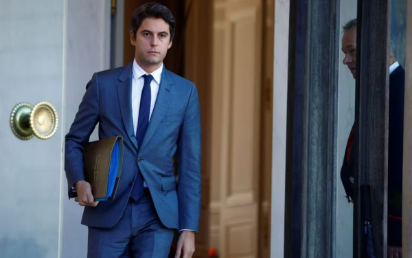 Mampukah PM Muda Prancis yang Gay dan Anti-Islam Menghidupkan Kembali Pemerintahan Macron?