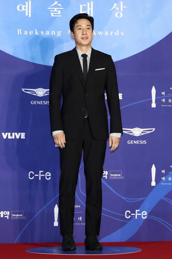 Bong Joon Ho dan Sineas Korea Desak Penyelidikan Kematian Lee Sun Kyun