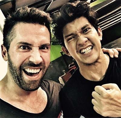 5 Artis Hollywood Teman Dekat Iko Uwais