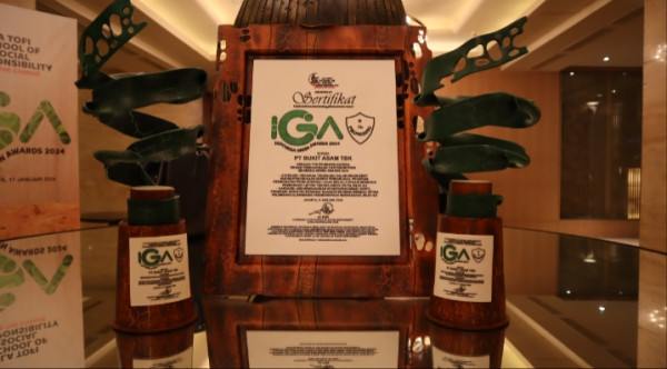 Kembangkan Keanekaragaman Hayati dan Energi Terbarukan, Bukit Asam Raih Indonesia Green Awards 2024