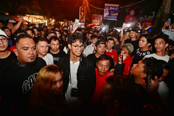 Kunjungan ke Manado, Alam Ganjar Sapa Follower dan Berbagi Semangat ke Anak Muda