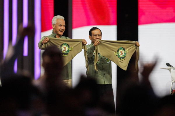 Ganjar-Mahfud Pakai Outfit Mapala di Debat Cawapres, Ini Filosofinya
