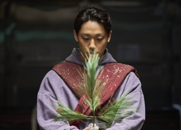 5 Fakta Exhuma, Film Horor Korea dari Lee Do-hyun dan Kim Go-eun