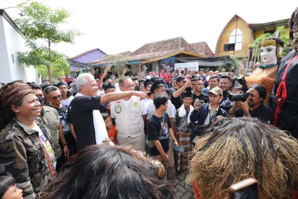 Jaga Kelestarian Budaya Bangsa, Ganjar: Pertahankan Kebudayaan di Masyarakat