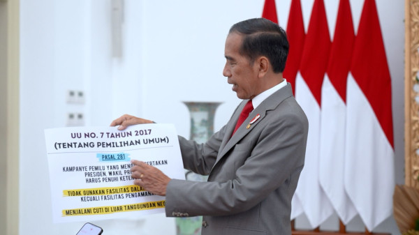 Polemik Presiden Boleh Kampanye, Jokowi Tunjukkan Isi Pasal UU Pemilu