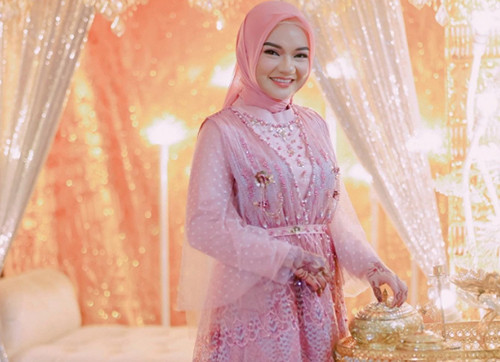 5 Potret Cantik Rismahani, Istri Witan Sulaeman Gelandang Timnas Indonesia