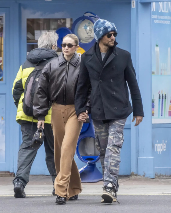 Gigi Hadid dan Bradley Cooper Go Public, Kepergok Gandengan di London