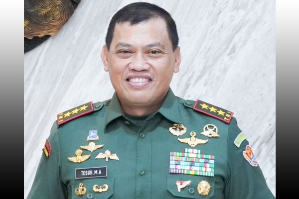 Jenderal Bintang 3 Aktif Pemilik Brevet Komando Kopassus, Nomor 1 Terjun dalam Operasi Mapenduma