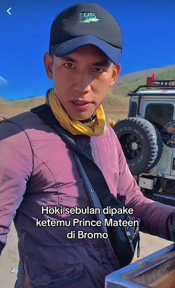 Viral! Penjual Es Krim di Bromo Mirip Pangeran Mateen, Wajahnya Disebut Lebih Ganteng