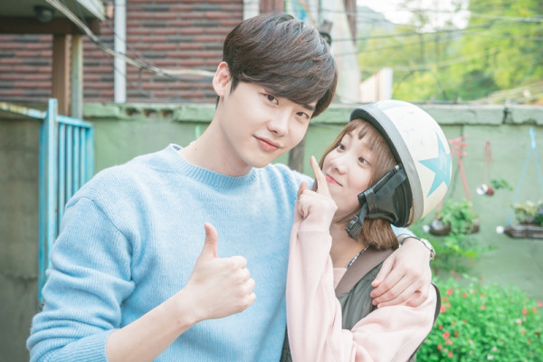 6+ Sahabat Seleb Lee Sung-kyung, Ada Suga BTS