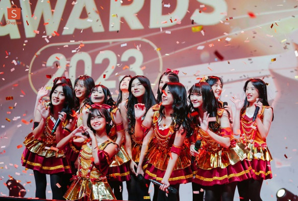 Shopee Super Awards 2023 Beri Apresiasi kepada 33 Mitra