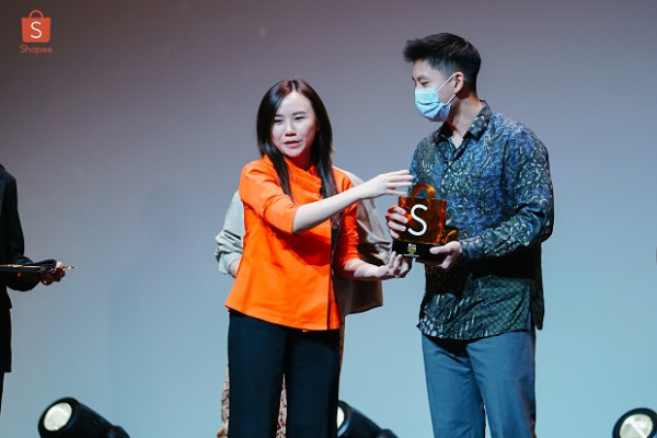 Shopee Super Awards 2023 Beri Apresiasi kepada 33 Mitra