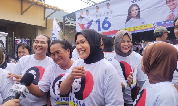 Wajah Bahagia Warga Kemayoran saat Hadiri Bazar Murah dan Cek Kesehatan Gratis Partai Perindo