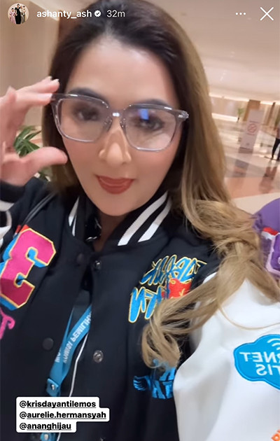 Nonton Debat Capres ke-5, Ashanty dan Krisdayanti Kompak Pakai Jaket Varsity