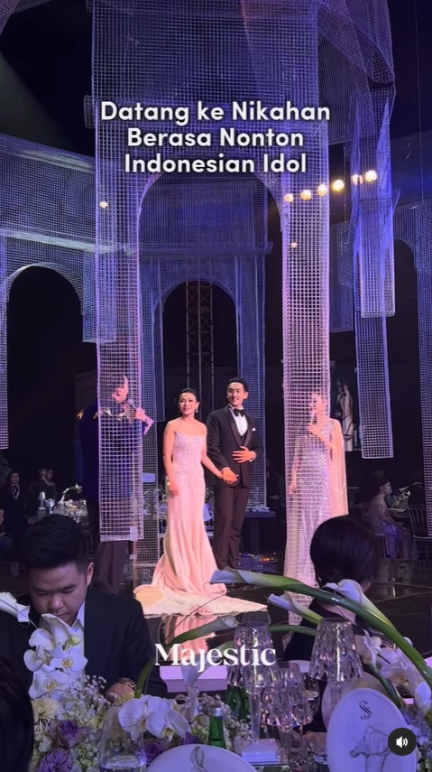 Viral! Pernikahan Mewah Dokter Surabaya, Undang Ronan Keating dan Beri Doorprize Jam Rolex