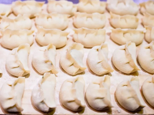 8 Makanan yang Membawa Keberuntungan di Tahun Baru Imlek