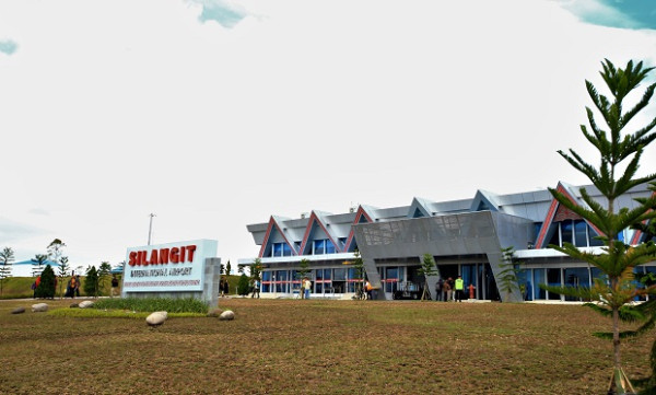 Sambut F1Powerboat, Bandara Raja Sisingamangaraja XII Tampilkan Kesenian Khas Batak