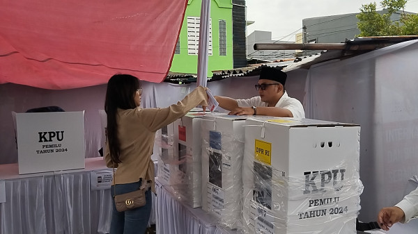 Kesan Fuji Pertama Kali Ikut Pemilu, Akui Tak Ngerti Cara Nyoblos