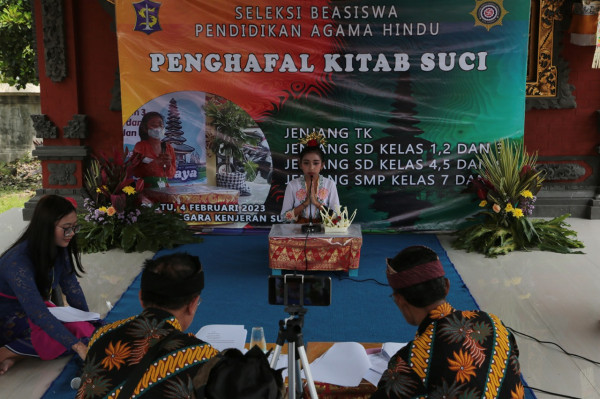 2024, Wali Kota Eri Cahyadi Gelontorkan 25.919 Beasiswa untuk TK hingga Mahasiswa