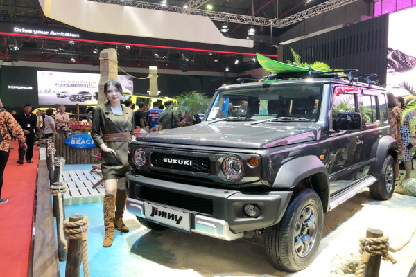 Suzuki Jimny 5 Pintu Resmi Meluncur di IIMS 2024, Intip Spesifikasi dan Harganya