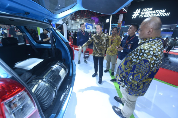 Pertamina Tampilkan Inovasi Energi Hijau dalam Pameran Otomotif IIMS 2024