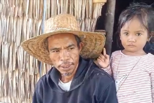 Memilukan, Keluarga Ini 5 Tahun Tinggal di Gubuk Daun Nipah dan Tak Tersentuh Bansos