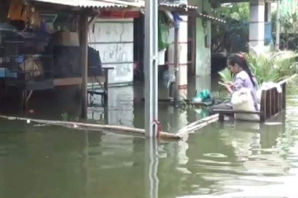 Hari Ke-10 Banjir Demak Masih Merendam Pemukiman, Ini Penampakannya