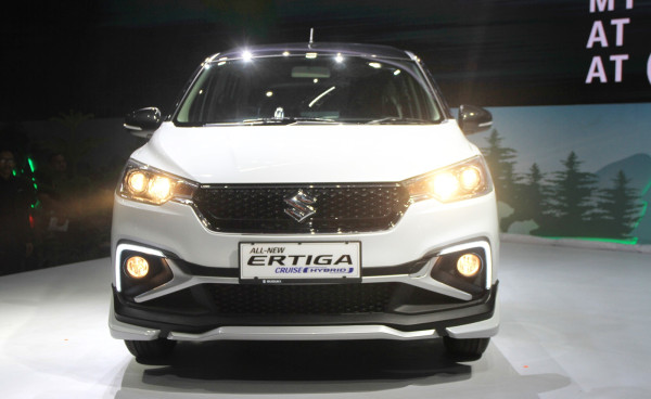 Ini Perbedaan Ertiga Hybrid dan Ertiga Hybrid Cruise, Baca Sebelum Beli!