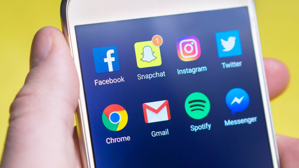 5 Tipe Kecanduan Internet, Apakah Kamu Termasuk?