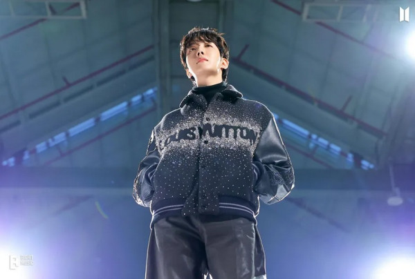 12 Foto Terbaru J-Hope BTS, Beredar di Momen Ulang Tahun ke-30