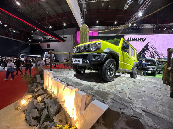 8 Alasan Konsumen Beli Suzuki Jimny 5 Pintu Walau Inden Berbulan-bulan dan Harga Lebih Mahal